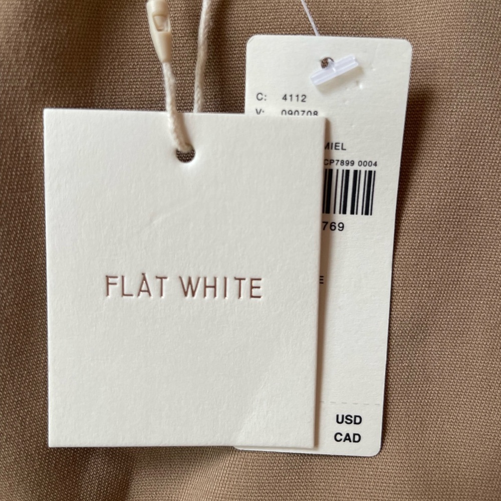 Anthropologie NWT Sz Med Flat White color blocked top, flattering, back zipper - Picture 2 of 12